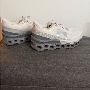 On Running Cloudstratus White and Gray Shoes